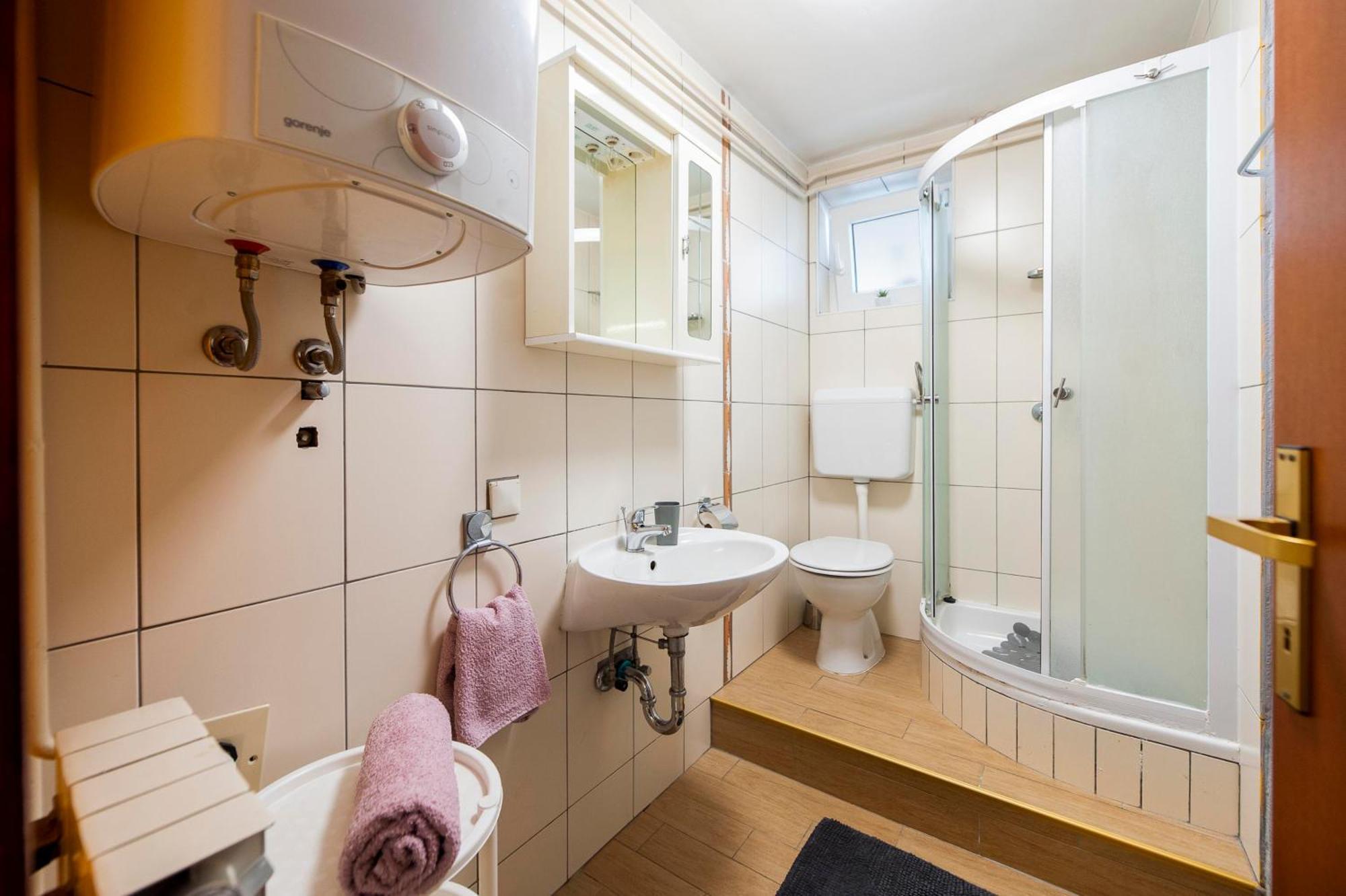 Apartments And Room Silvana Rovinj Luaran gambar