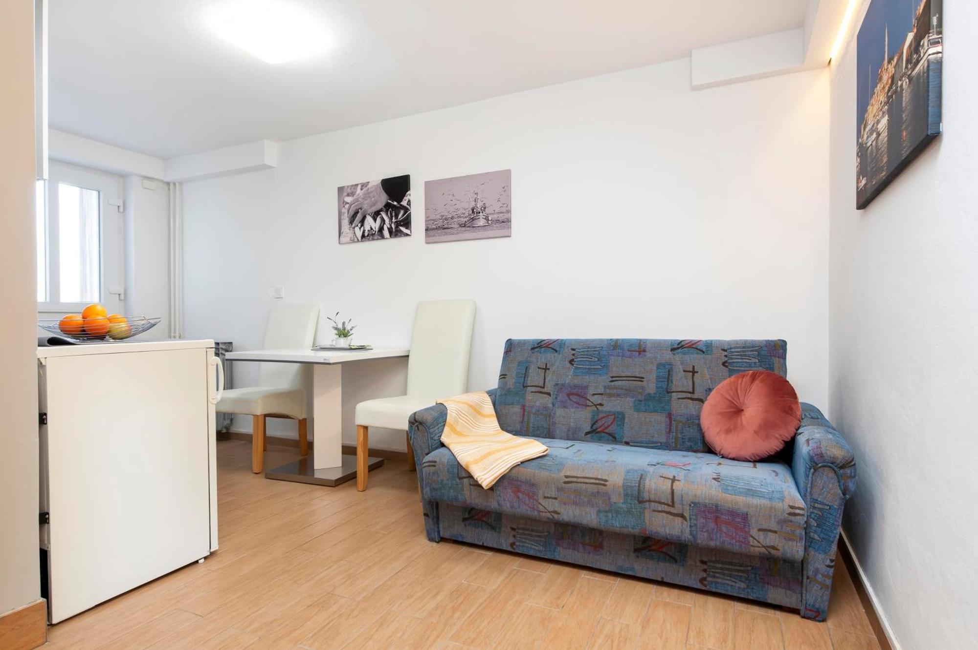 Apartments And Room Silvana Rovinj Luaran gambar