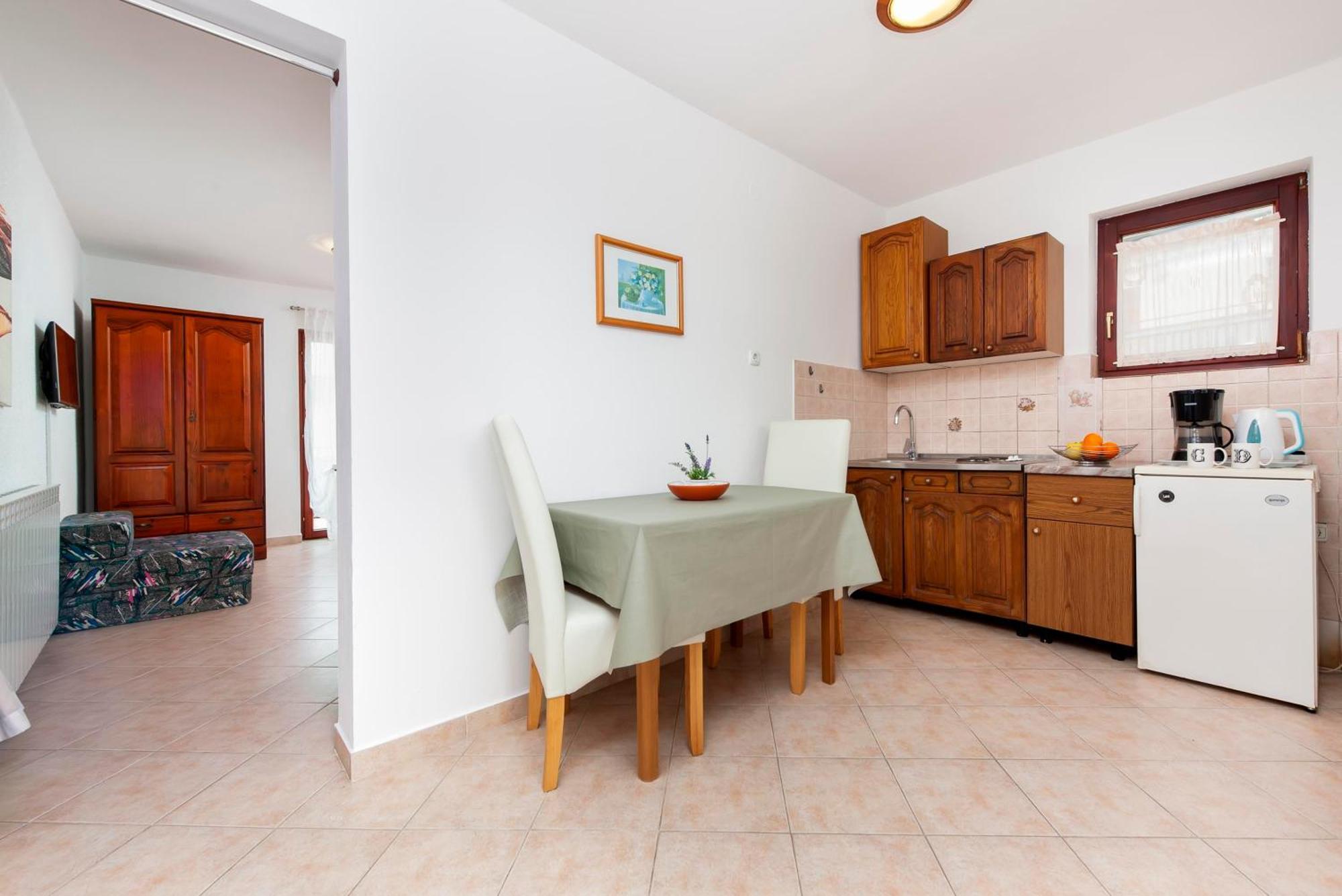 Apartments And Room Silvana Rovinj Luaran gambar