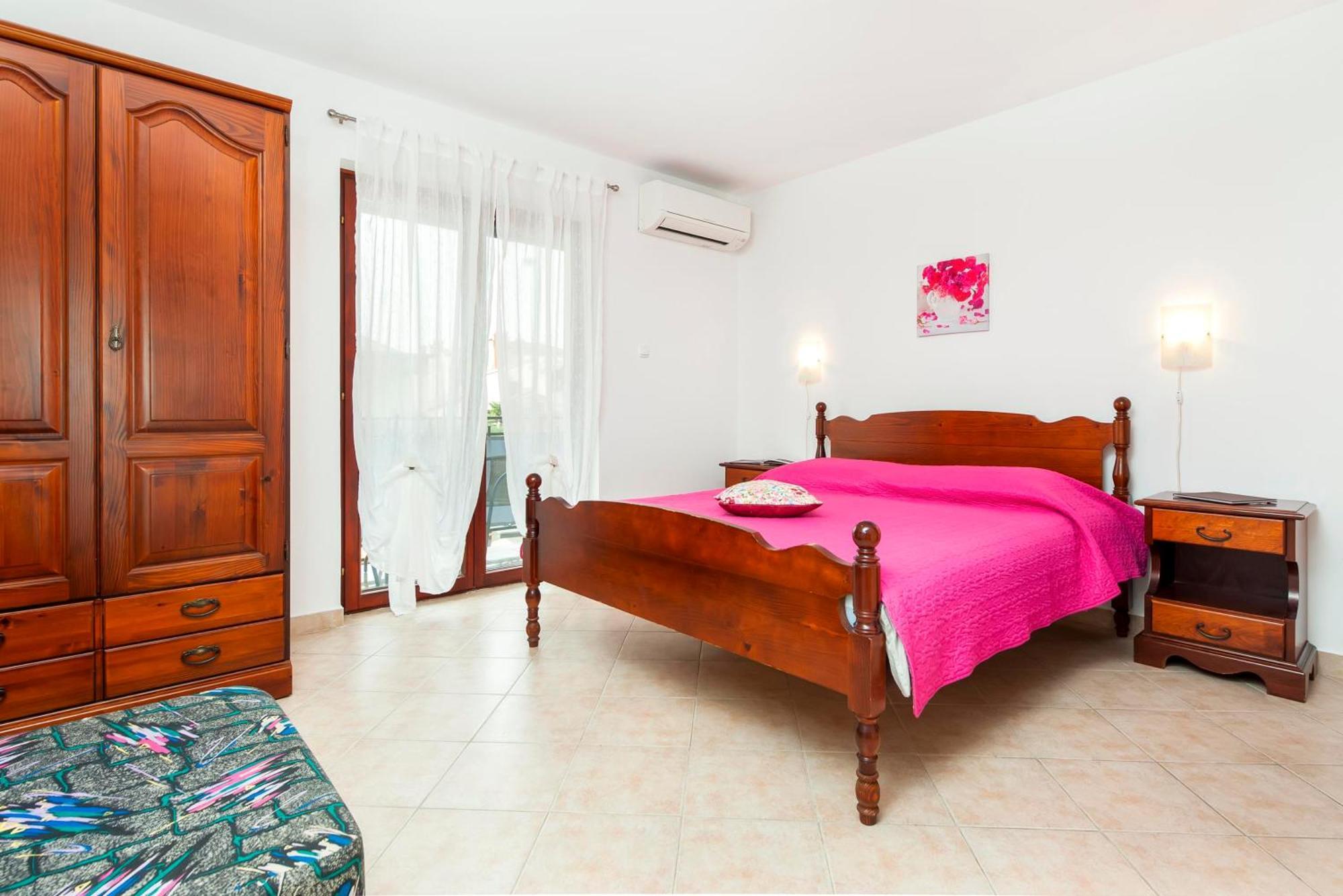 Apartments And Room Silvana Rovinj Luaran gambar